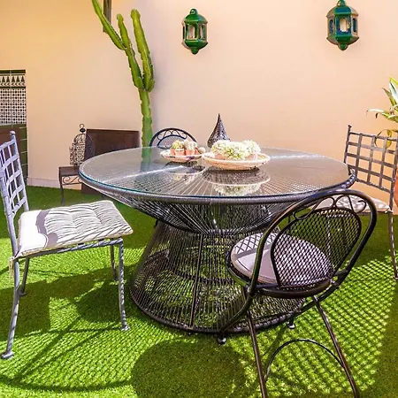 Polo Royale Waterfront Luxury - 3 Terraces And Pool شقة
