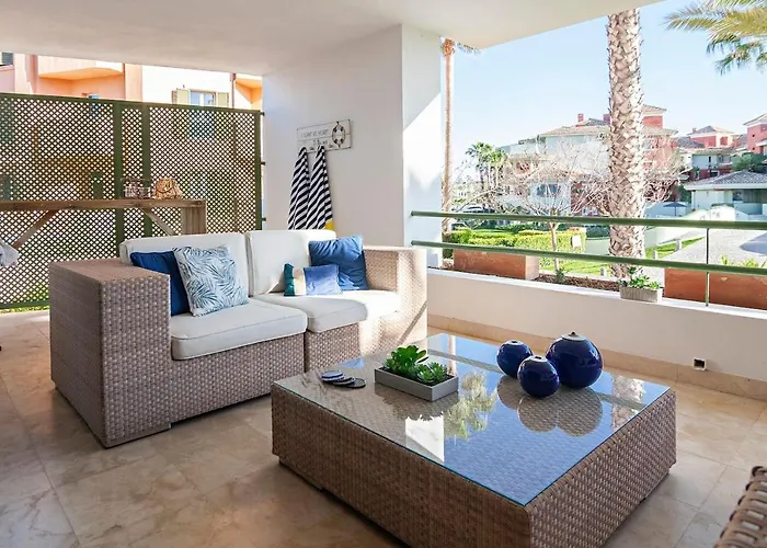 Lägenhet Polo Royale Waterfront Luxury - 3 Terraces And Pool *